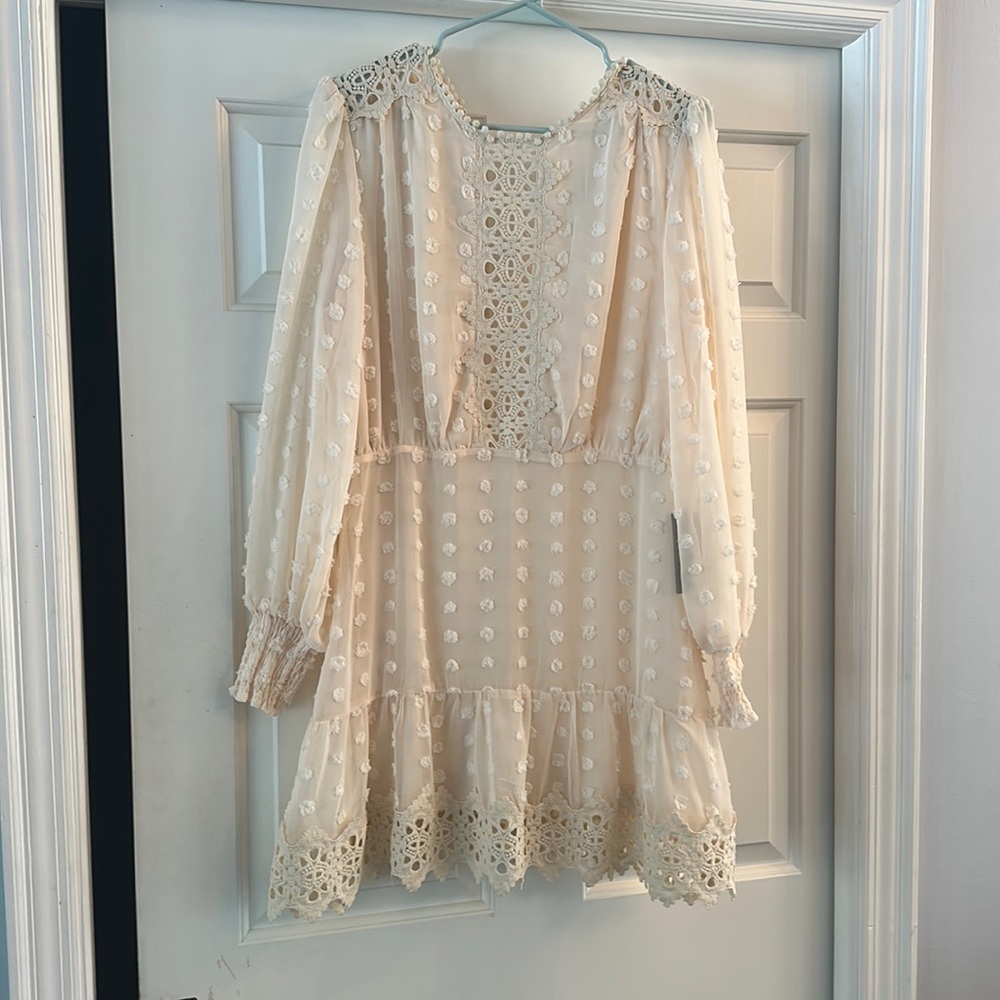 Gorgeous elegant cream dress